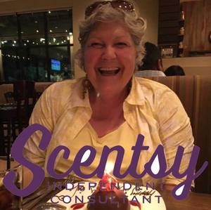 Meet your Posher, Janet